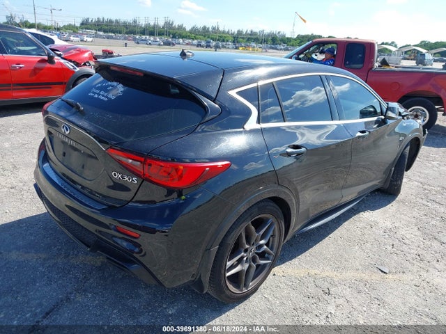 SJKCH5CPXHA014681 Infiniti Qx30 Sport