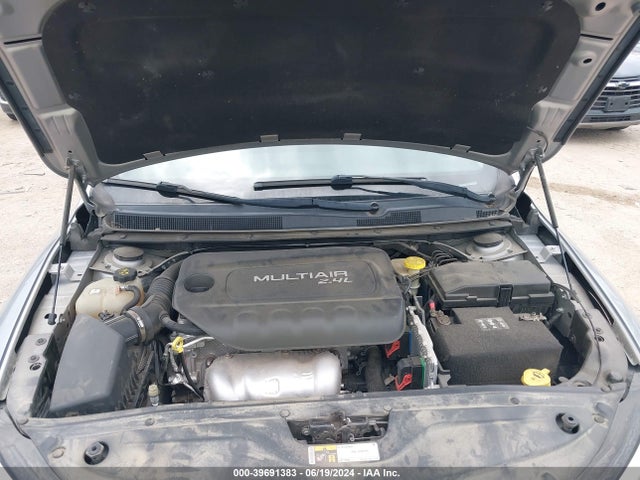 1C3CCCAB6GN177482 Chrysler 200 Limited