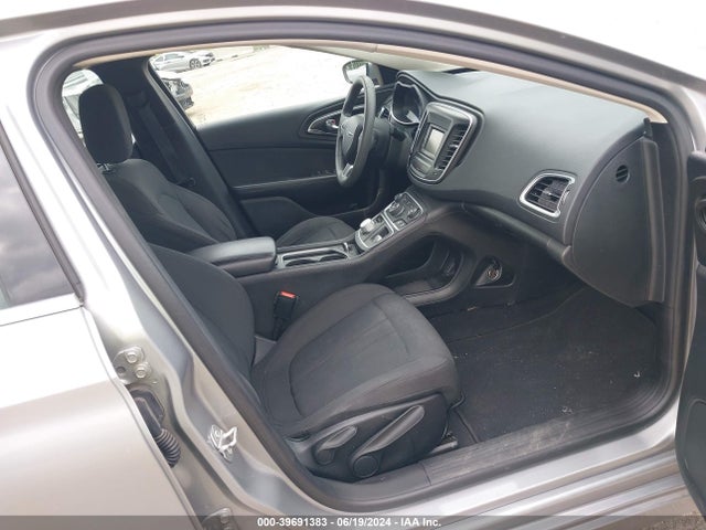 1C3CCCAB6GN177482 Chrysler 200 Limited