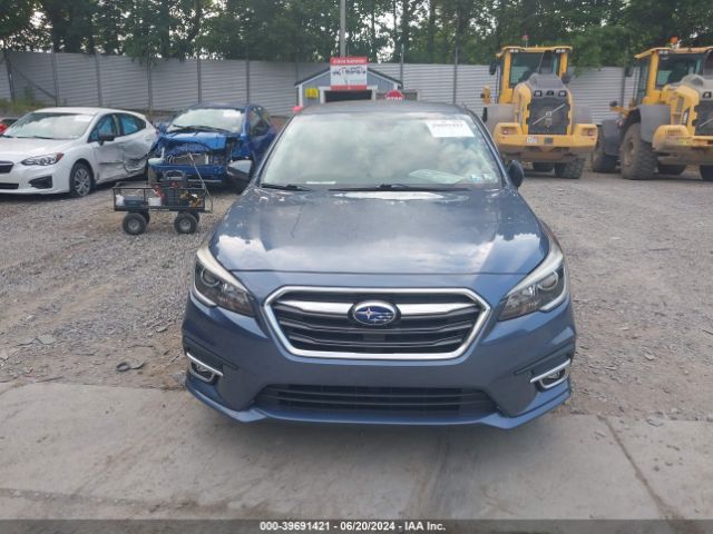 4S3BNAF60J3040266 Subaru Legacy 2.5i Premium