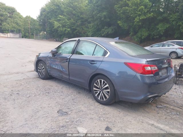 4S3BNAF60J3040266 Subaru Legacy 2.5i Premium