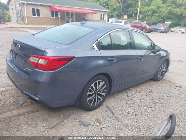 4S3BNAF60J3040266 Subaru Legacy 2.5i Premium