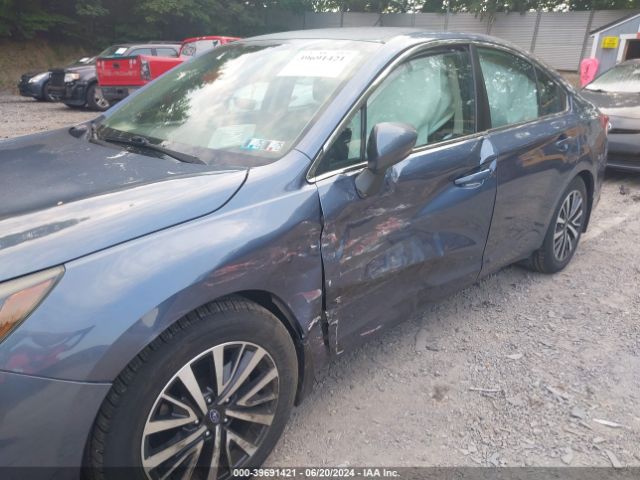 4S3BNAF60J3040266 Subaru Legacy 2.5i Premium