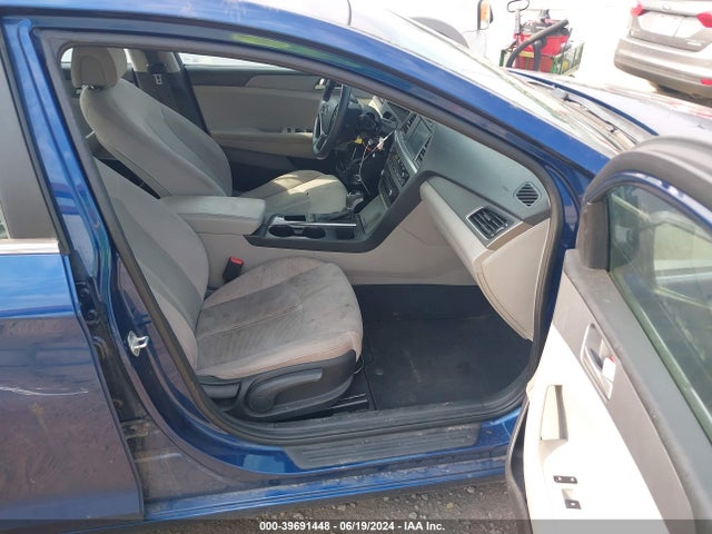 Hyundai SONATA SE 2017 5NPE24AF0HH583288 Image 5