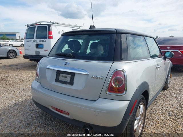 2012 MINI COOPER WMWSU3C55CT542832 Photo 3