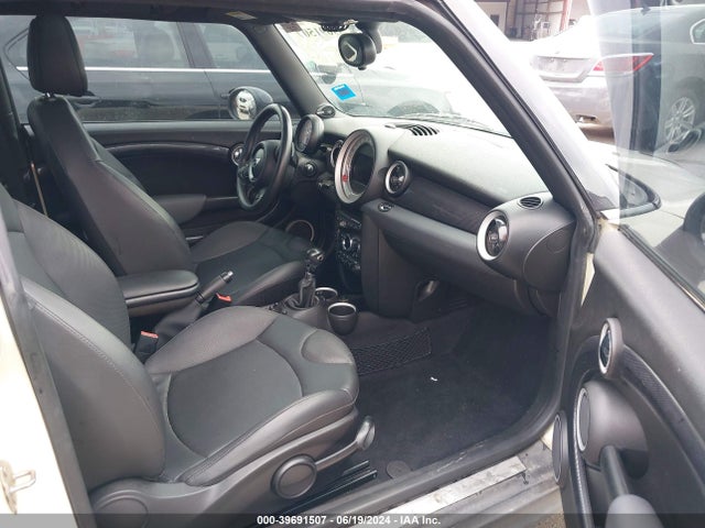 2012 MINI COOPER S CLUBMAN WMWZG3C57CTY38201 Photo 4