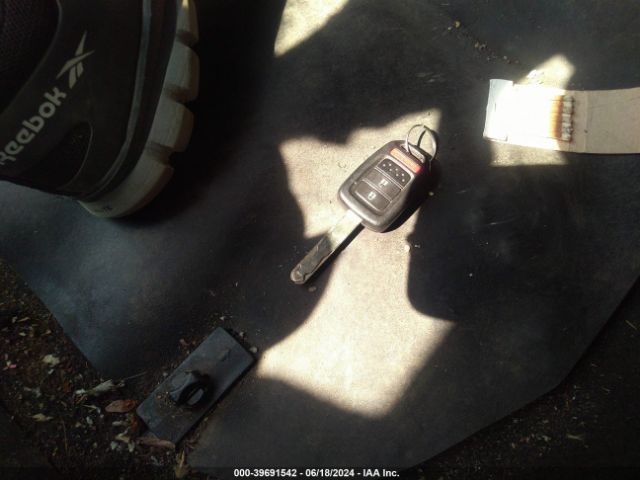 3HGGK5H68JM705272 Honda Fit Sport