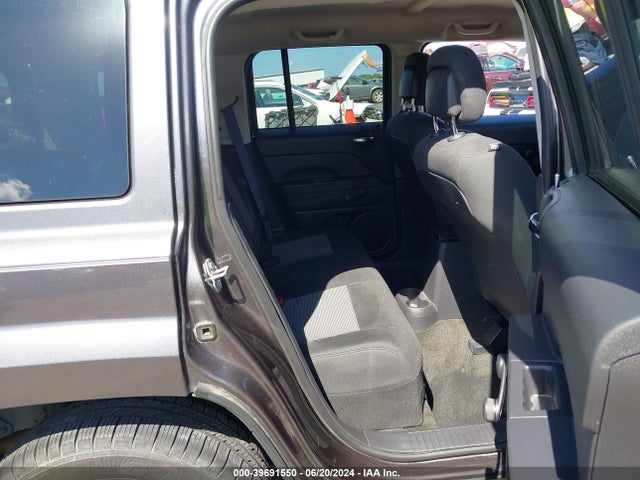 1C4NJPBA2HD124941 Jeep Patriot Sport Fwd