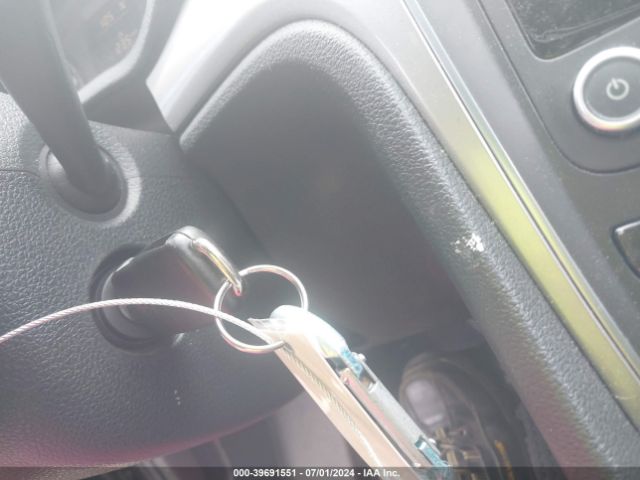 1VWAT7A37EC030869 Volkswagen Passat 1.8t S