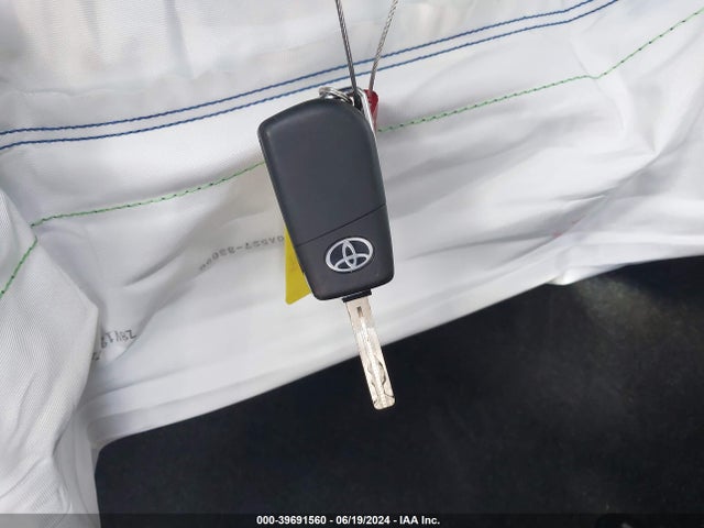 Toyota COROLLA LE 2022 JTDEPMAE5NJ222814 Image 11
