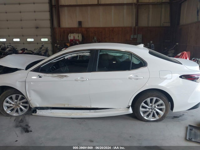 Toyota CAMRY LE 2023 4T1C11BK4PU107906 Image 14