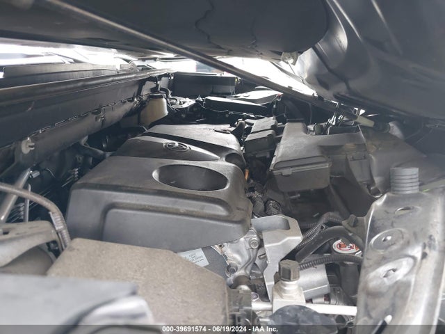 Toyota RAV4 LE 2020 2T3H1RFV2LW084085 Image 10