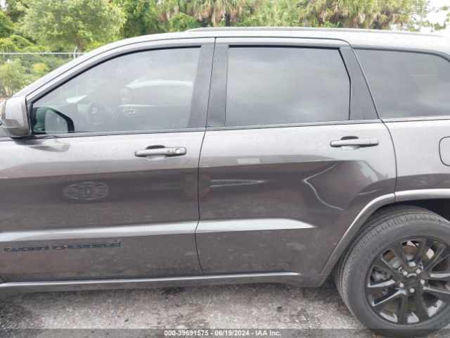 1C4RJEAG8KC602515 Jeep Grand Cherokee Altitude 4x2