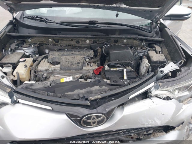Toyota Rav4 Xle 2018 JTMRFREV9JD236591 Image 10