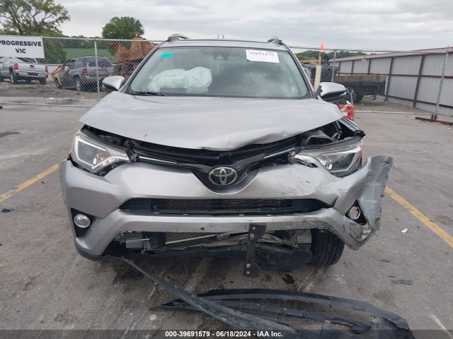 Toyota Rav4 Xle 2018 JTMRFREV9JD236591 Image 12
