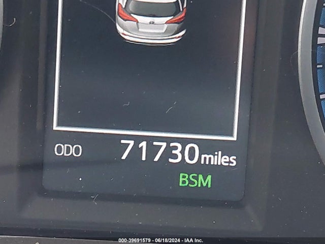 Toyota Rav4 Xle 2018 JTMRFREV9JD236591 Image 15