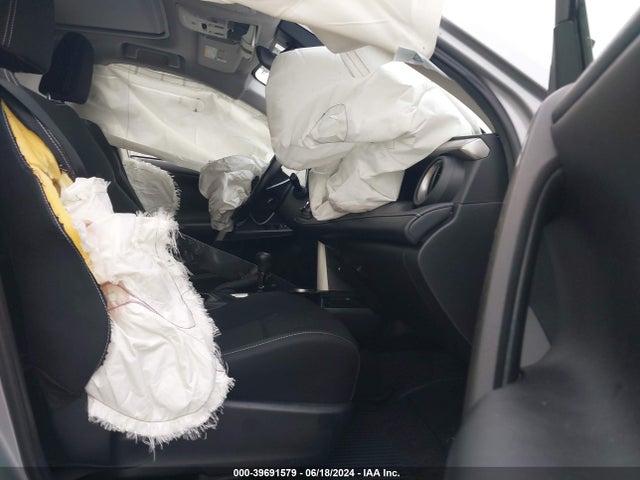 Toyota Rav4 Xle 2018 JTMRFREV9JD236591 Image 5