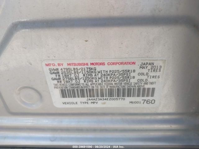 JA4AZ3A34EZ005770 Mitsubishi Outlander Se