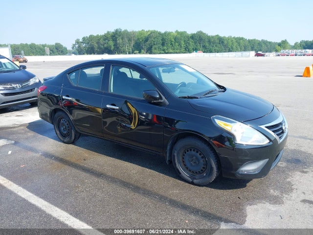 2017 3N1CN7AP7HL824002 main image