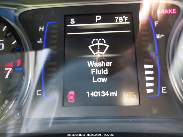 1C3CCCBG3FN517776 Chrysler 200 S