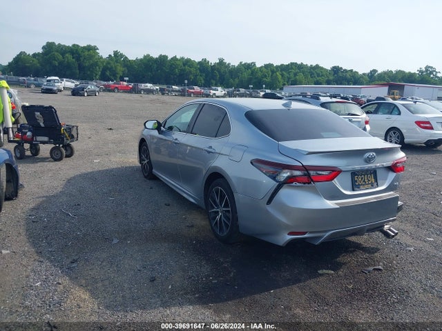 Toyota CAMRY SE 2024 4T1G11AK4RU870367 Image 3