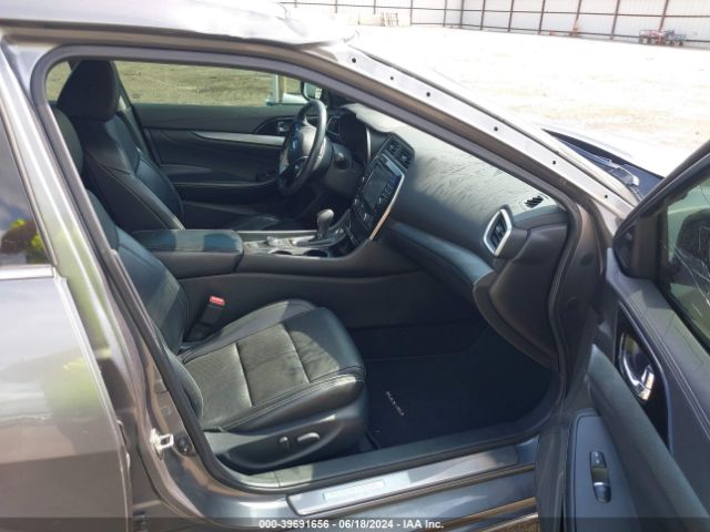 1N4AA6AP8GC438456 Nissan Maxima 3.5 Sl
