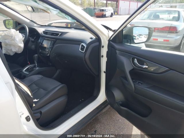 5N1AT2MT1GC735747 Nissan Rogue Sl