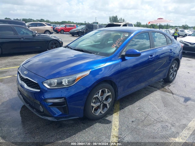 KIA Forte Lxs 2021 3KPF24AD7ME360196 Image 2