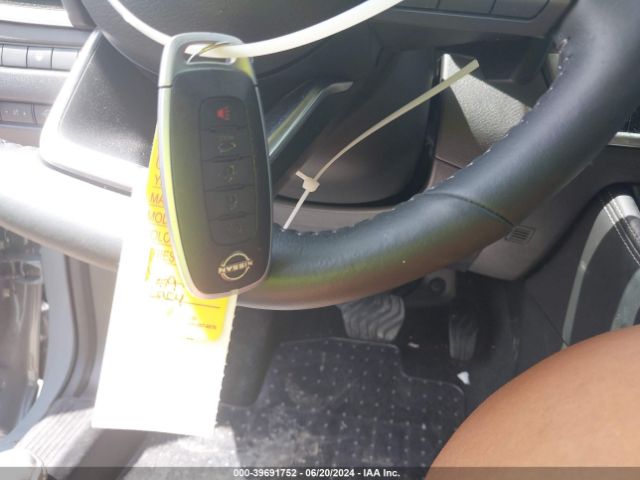 5N1BT3CA1PC904692 Nissan Rogue Sl Fwd