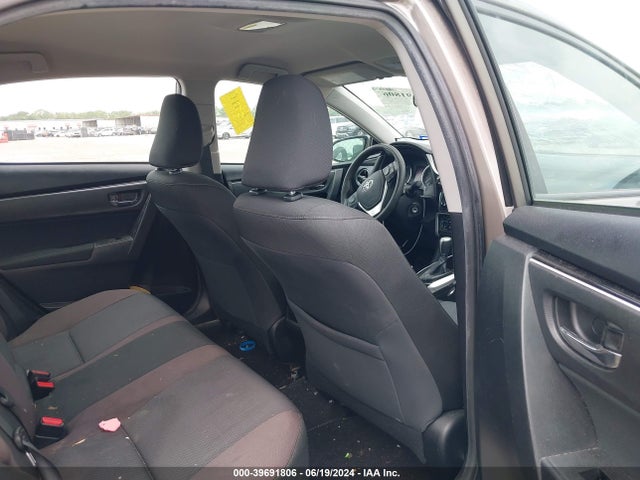 Toyota COROLLA LE 2018 5YFBURHEXJP828758 Image 8