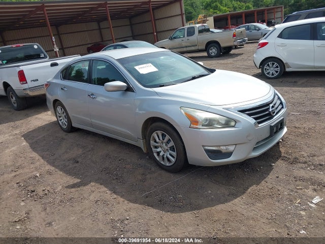 Nissan Altima 2.5 S 2015 1N4AL3AP5FN304239 Image 1