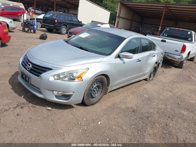 Nissan Altima 2.5 S 2015 1N4AL3AP5FN304239 Image 2