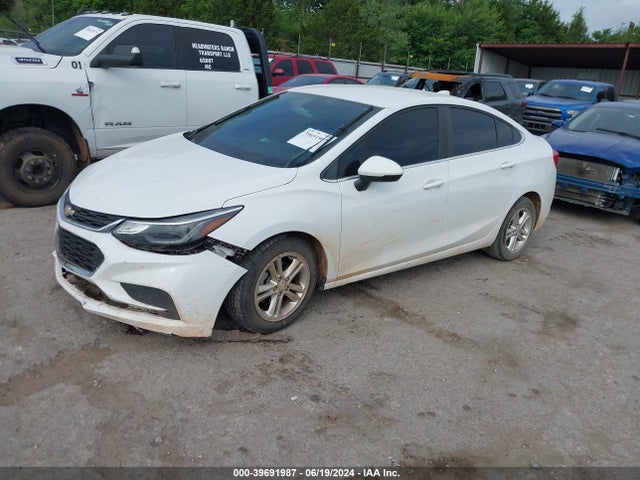 Chevrolet Cruze Lt Auto 2017 1G1BE5SM6H7255271 Image 2