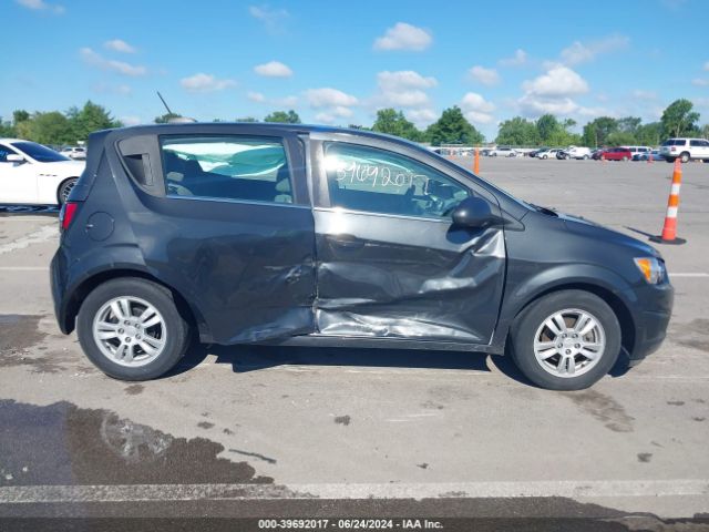 1G1JC6SH1F4128758 Chevrolet Sonic Lt Auto