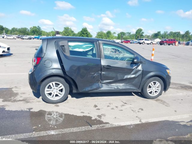 1G1JC6SH1F4128758 Chevrolet Sonic Lt Auto