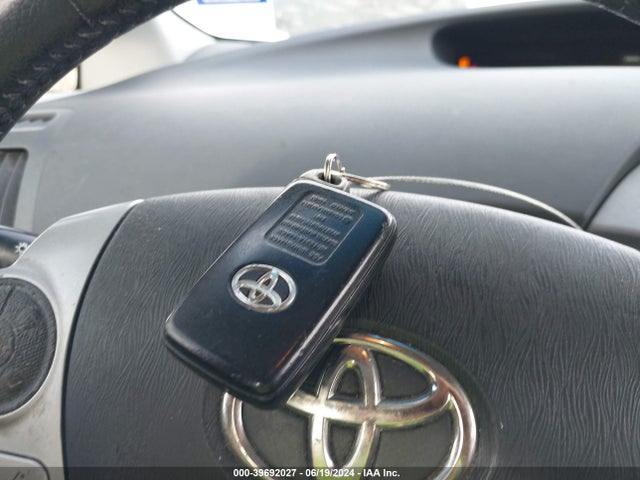 Toyota Prius Four 2014 JTDKN3DU8E1859072 Image 11