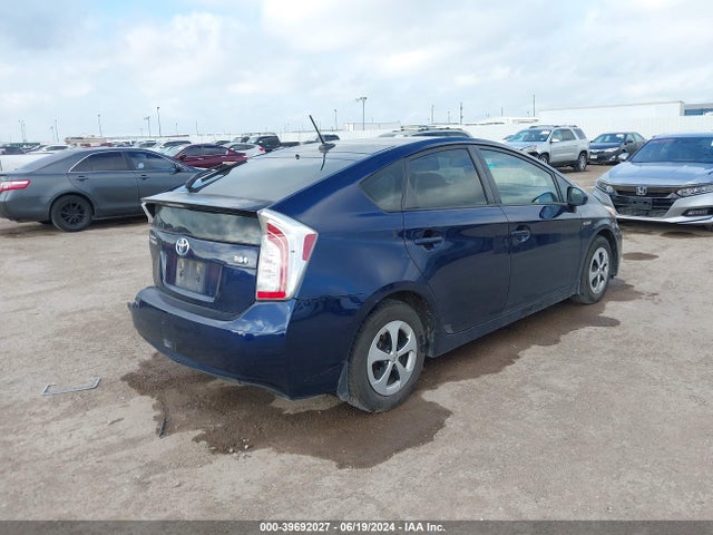 Toyota Prius Four 2014 JTDKN3DU8E1859072 Image 4