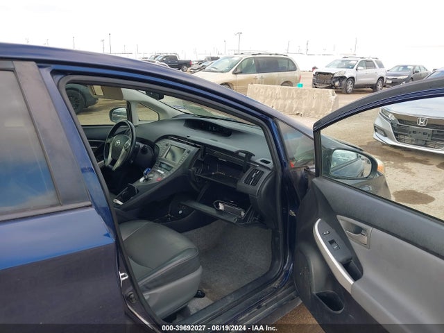 Toyota Prius Four 2014 JTDKN3DU8E1859072 Image 5