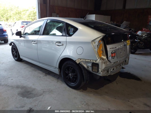 Toyota Prius Two 2015 JTDKN3DU3F1961591 Image 3