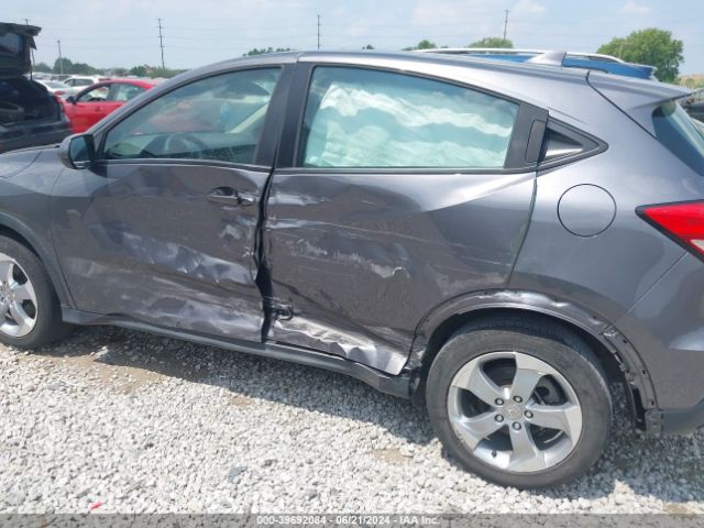 3CZRU5H32KG704894 Honda HR-V LX