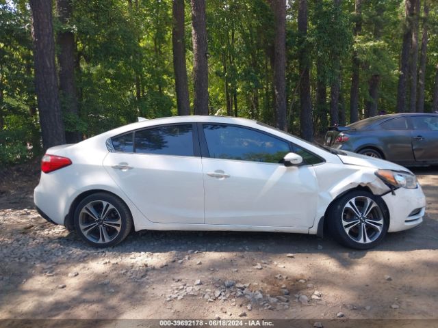 KNAFZ4A87E5195601 KIA FORTE EX