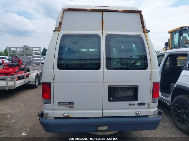 Ford E-250 Commercial 2014 1FTNS2EW4EDA21992 Image 16