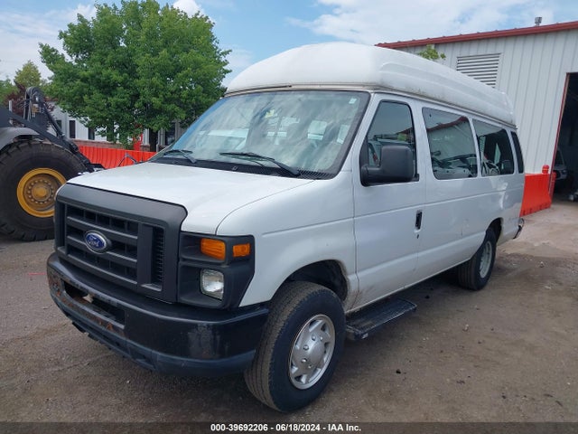 Ford E-250 Commercial 2014 1FTNS2EW4EDA21992 Image 2