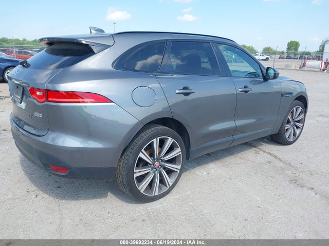 2017 JAGUAR F-PACE SADCK2BN4HA498208 Photo 3