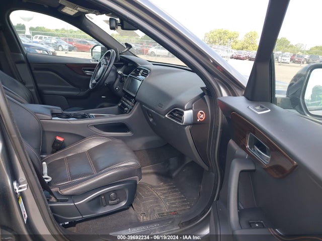 2017 JAGUAR F-PACE SADCK2BN4HA498208 Photo 4