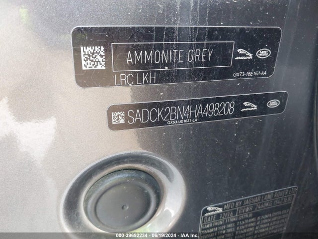2017 JAGUAR F-PACE SADCK2BN4HA498208 Photo 8