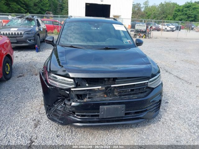 3VV8B7AX8PM006851 Volkswagen Tiguan 2.0t Se R-line Black