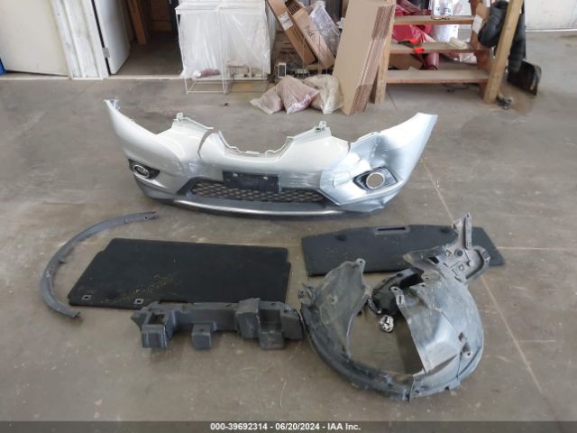 5N1AT2MV2GC860015 Nissan Rogue Sl