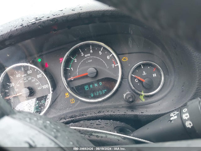 1C4BJWDG9JL862441 Jeep Wrangler Jk Unlimited Sport S 4x4