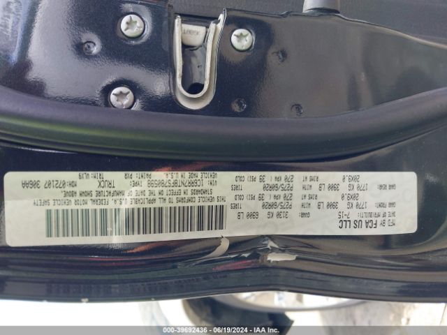 1C6RR7NT8FS780598 RAM 1500 Laramie
